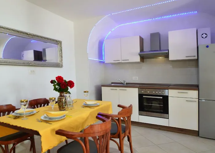 Apartment Andrea By Interhome